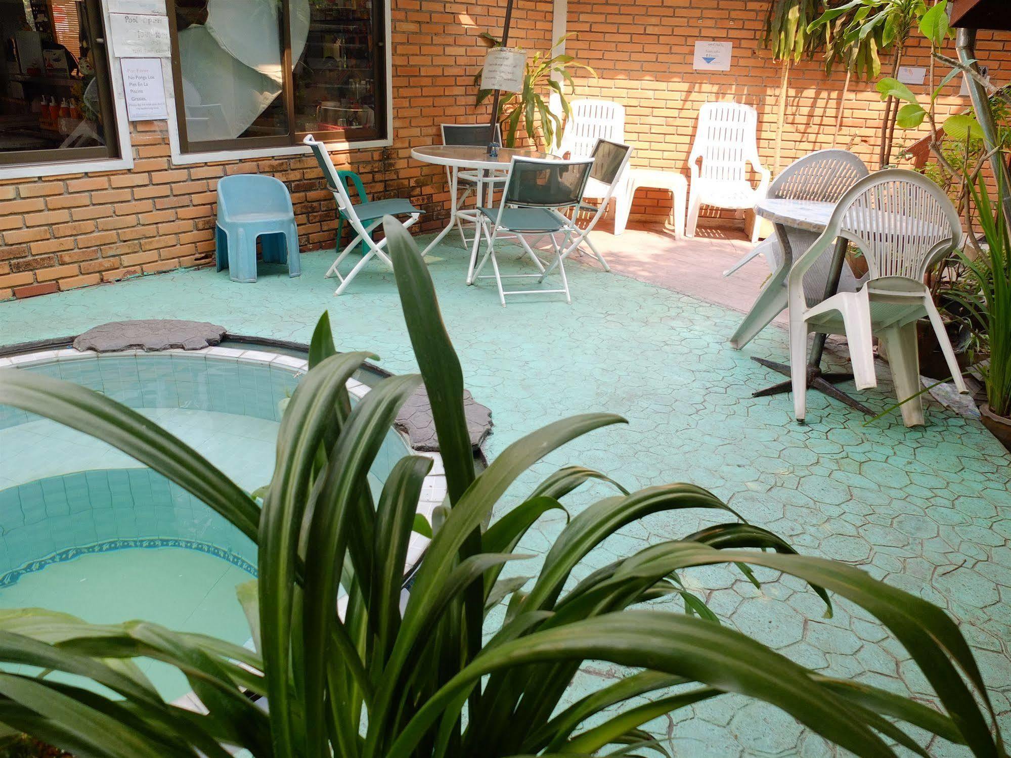 Boonmee Guest House 치앙마이 외부 사진
